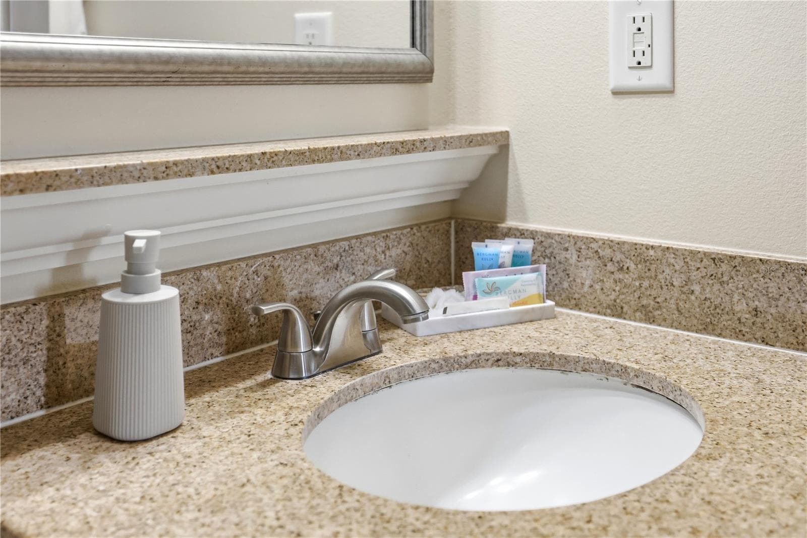 Condo - Hotel at 13415 BLUE HERON BEACH DR #308, ORLANDO, photo 42 of 53