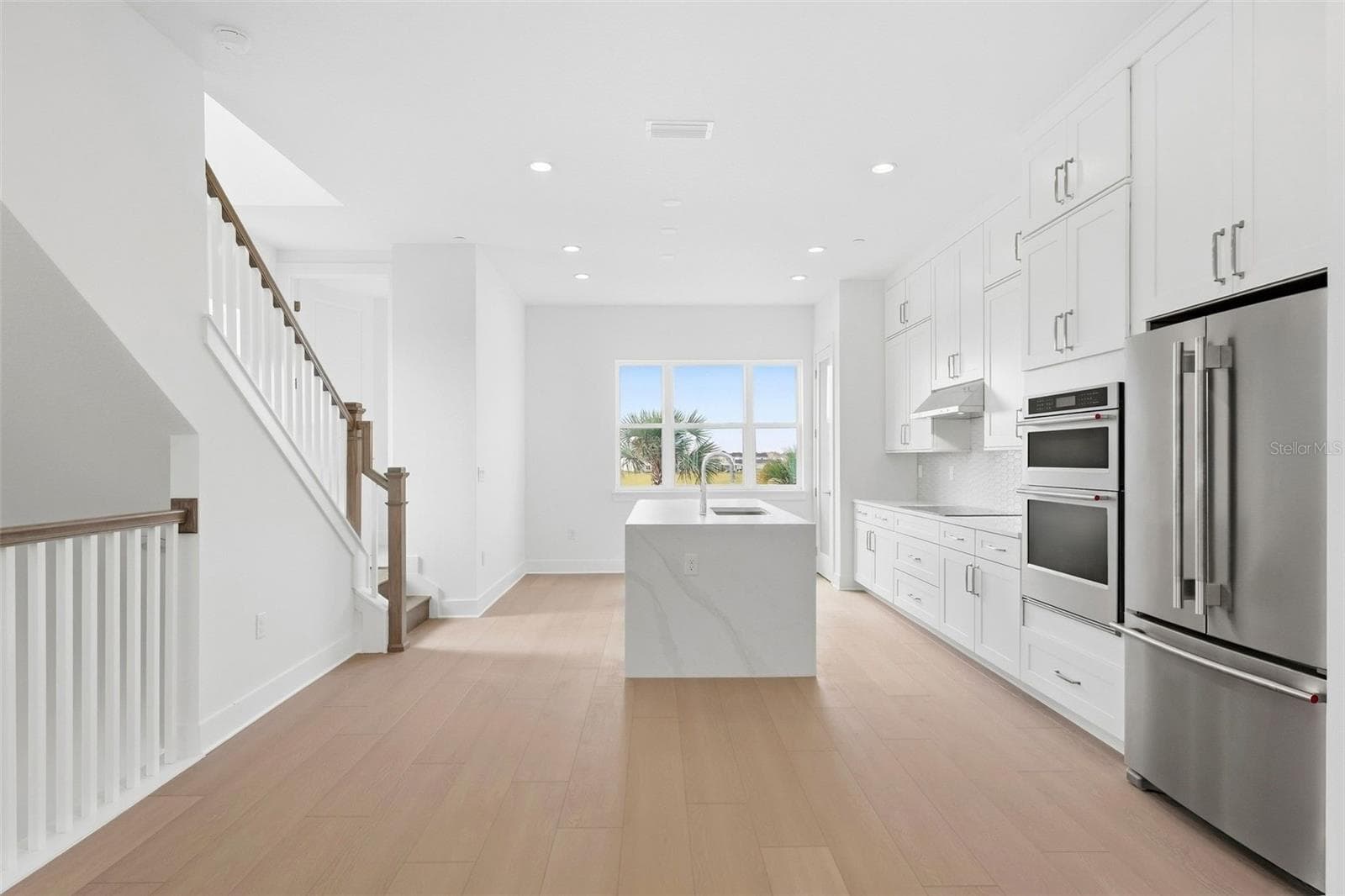 Townhouse at 9317 LUMINARY BLVD, ORLANDO, photo 14 of 34