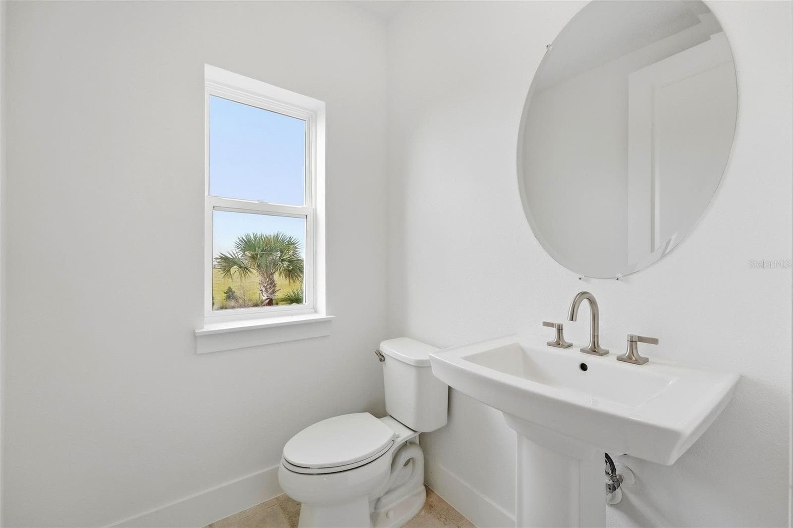 Powder bath - 9317 LUMINARY BLVD, ORLANDO