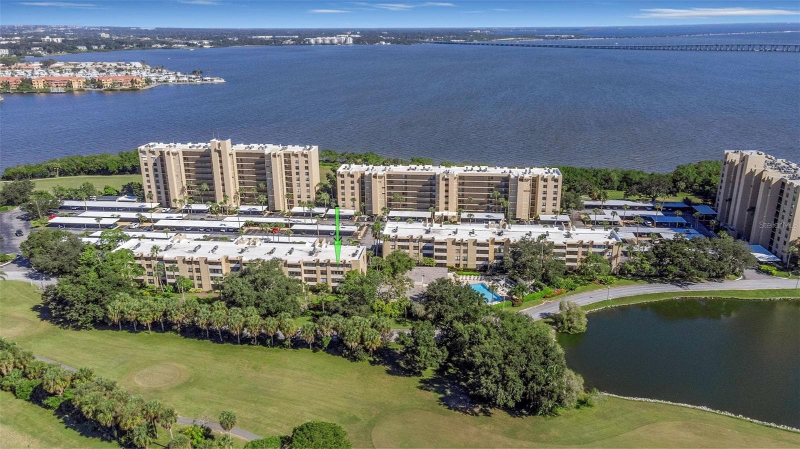 2614 COVE CAY DR #301