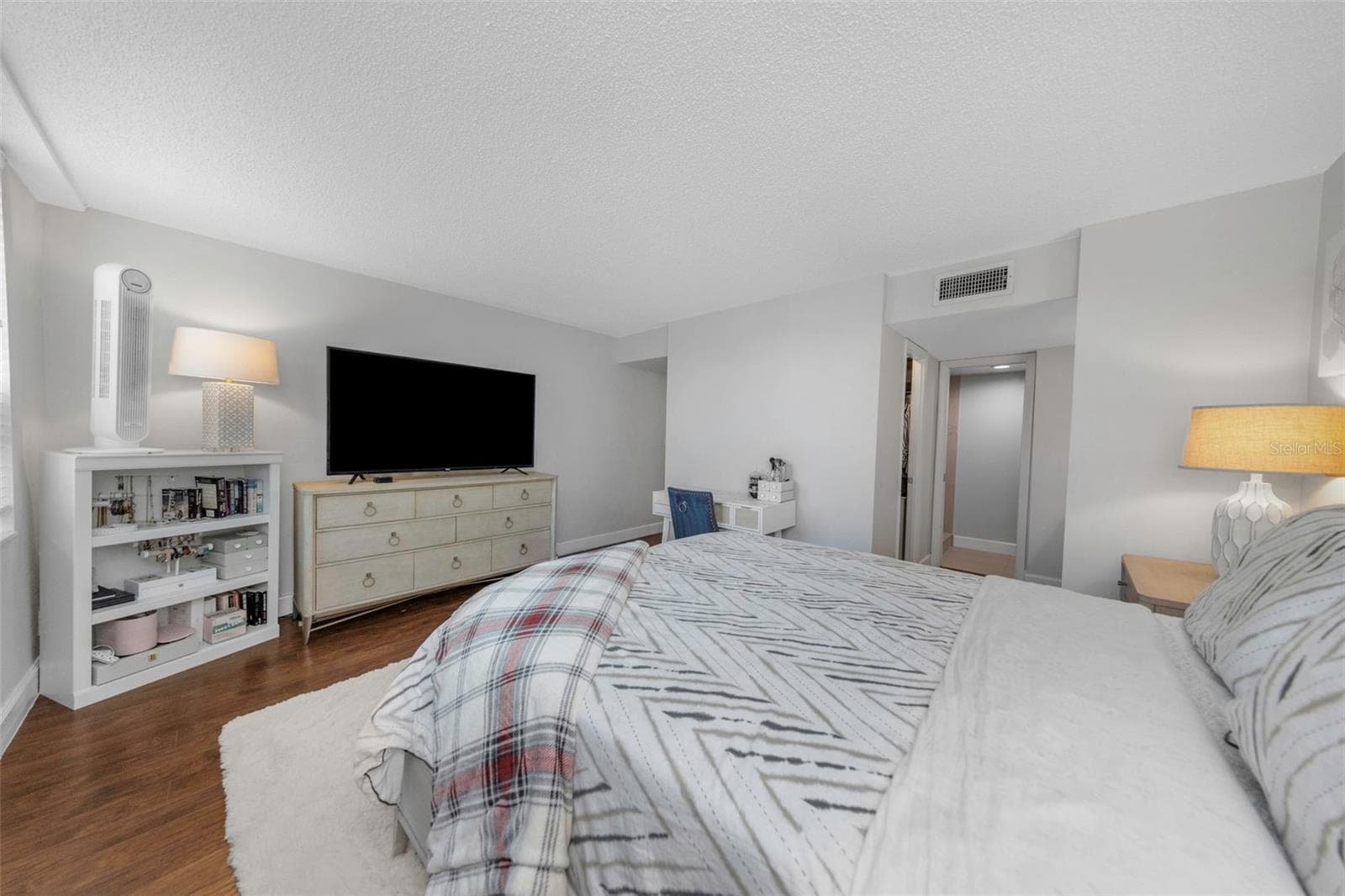 Condominium at 2614 COVE CAY DR #301, CLEARWATER, photo 16 of 67
