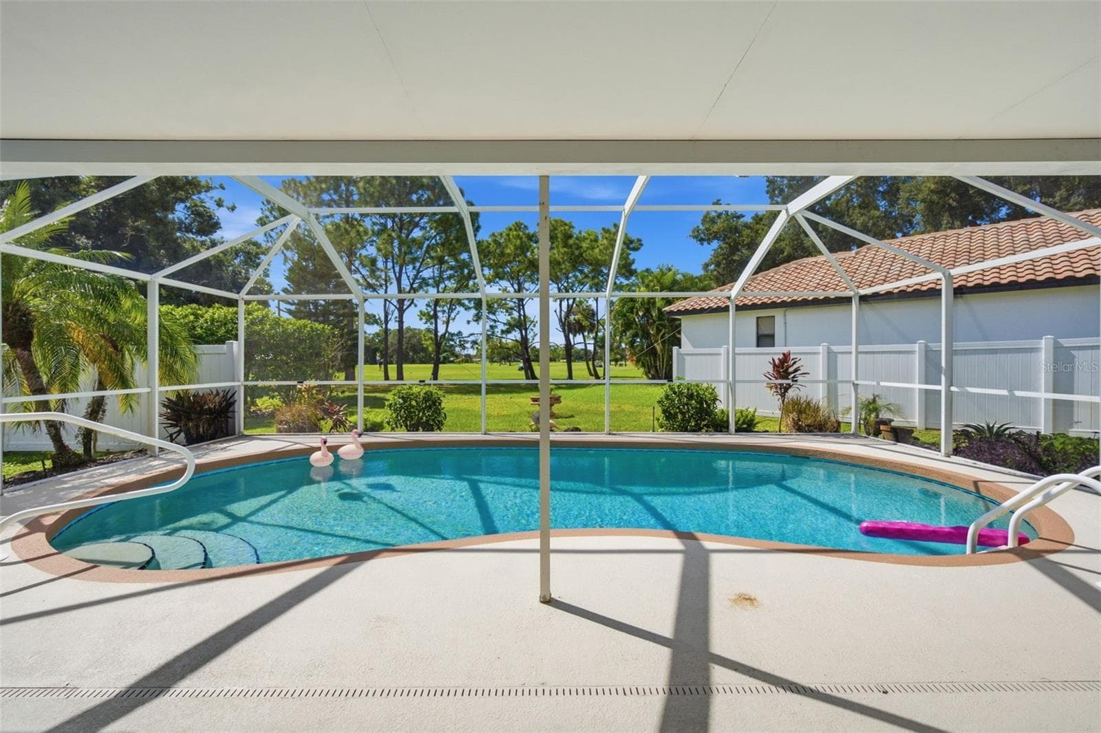 Single Family Residence at 844 MAGELLAN DR, SARASOTA, photo 11 of 79