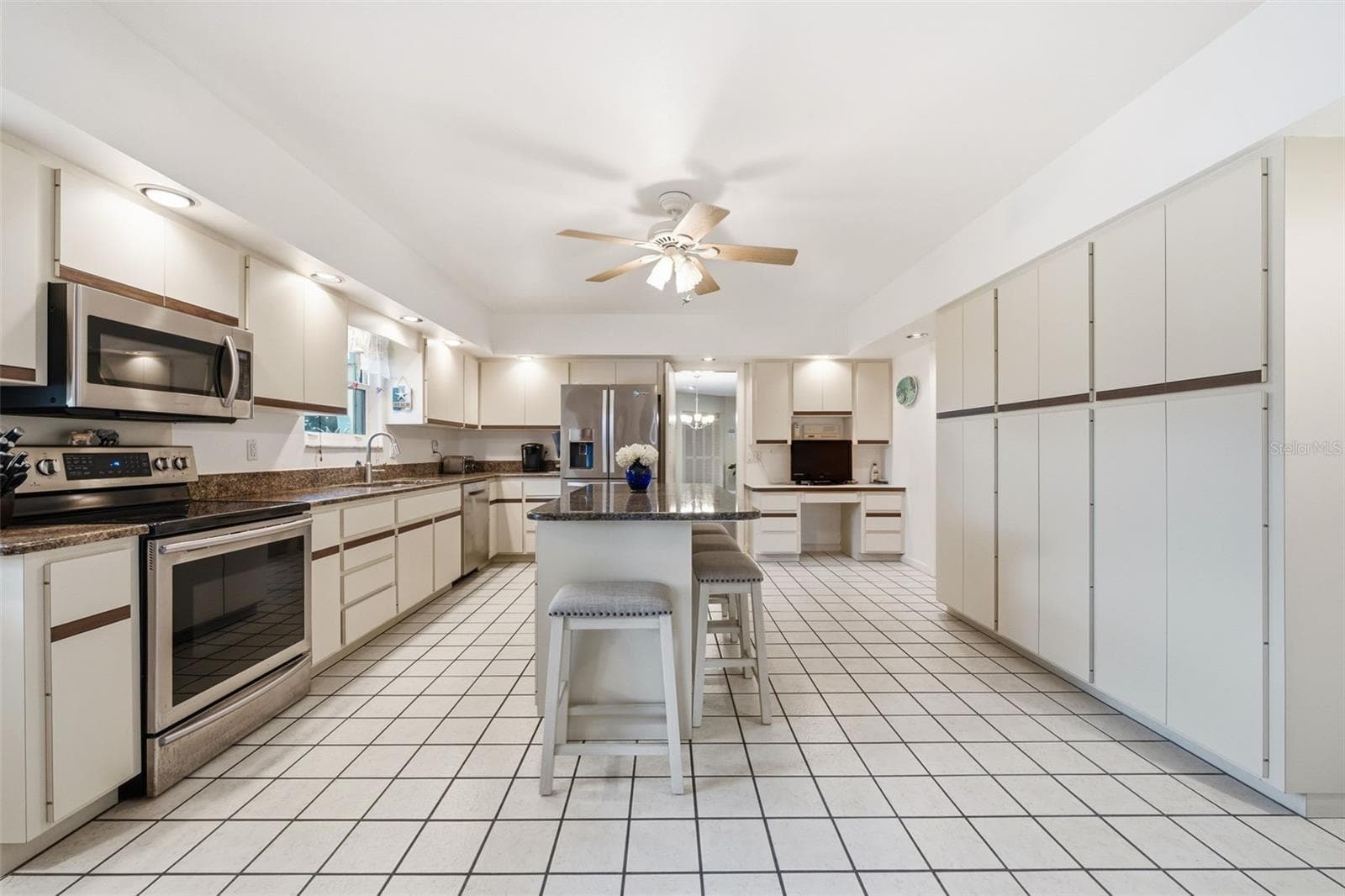 Single Family Residence at 844 MAGELLAN DR, SARASOTA, photo 30 of 79