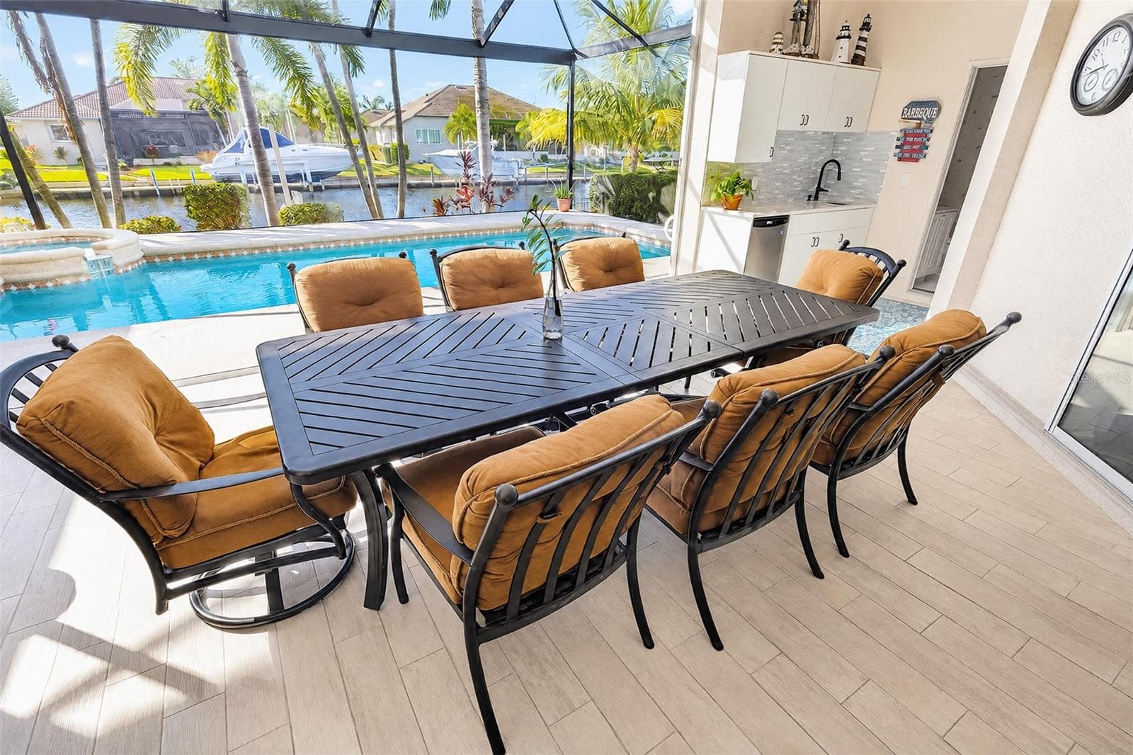Outdoor Dining - 1535 SUZI ST, PUNTA GORDA