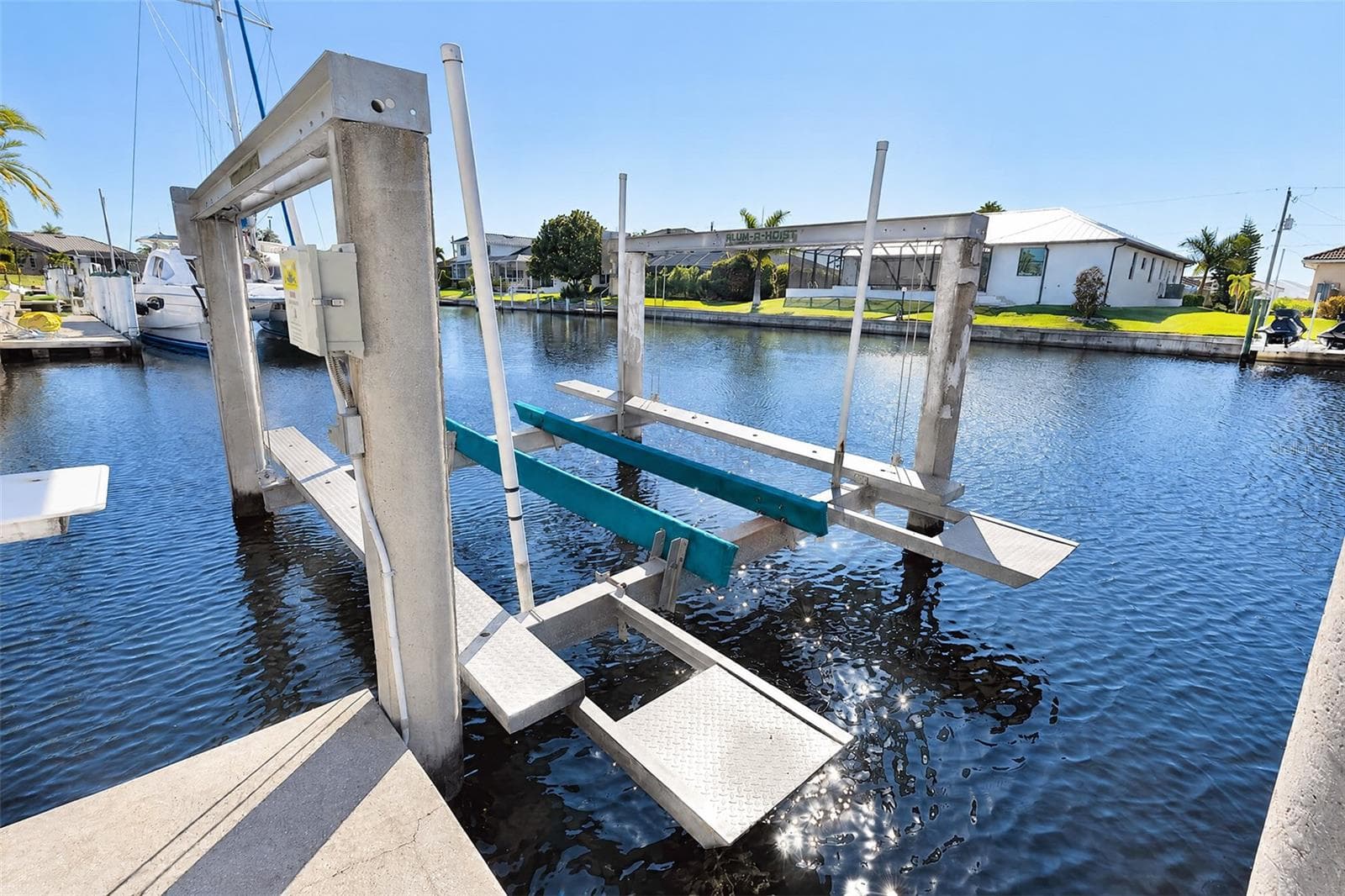 Boat Lift - 1535 SUZI ST, PUNTA GORDA