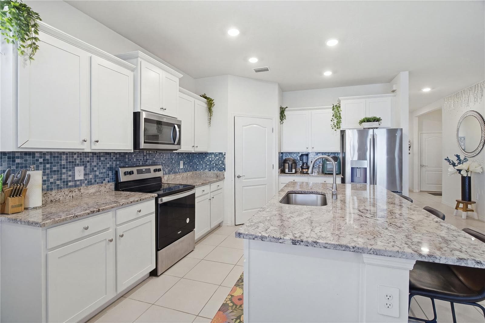 Single Family Residence at 5910 OAK BRIDGE CT, BRADENTON, photo 19 of 44