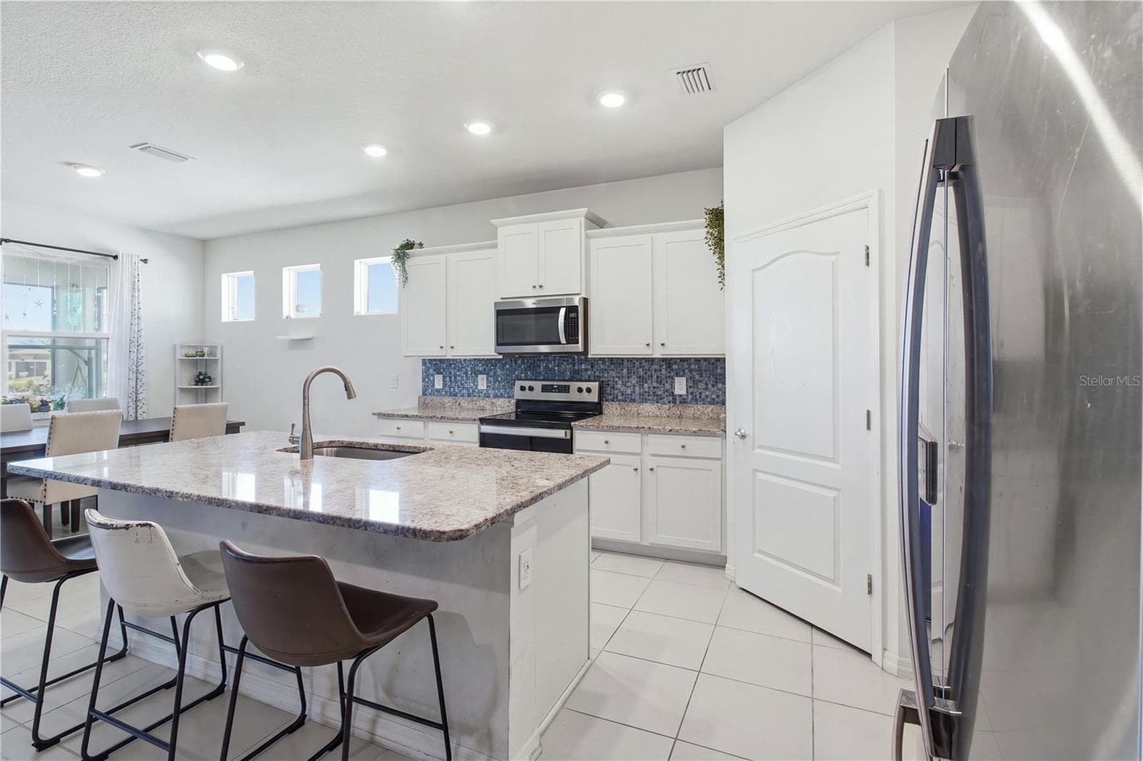 Single Family Residence at 5910 OAK BRIDGE CT, BRADENTON, photo 22 of 44