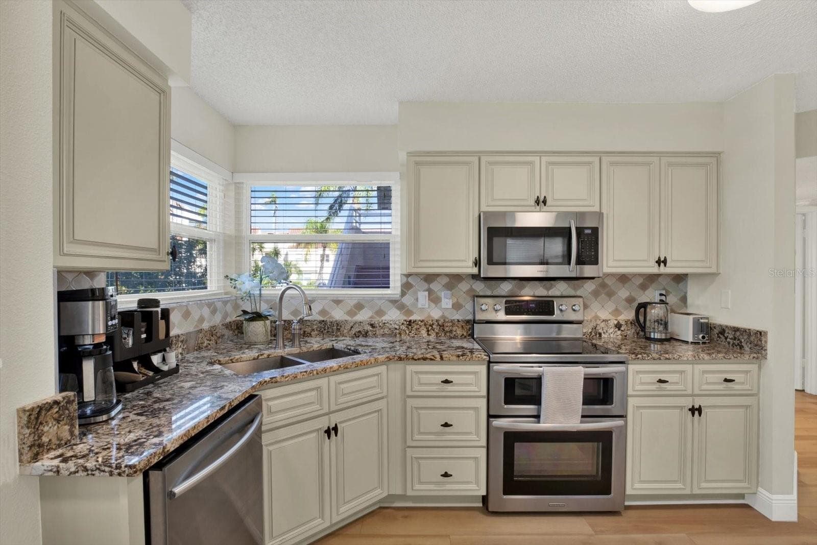Condominium at 6080 BAHIA DEL MAR CIR #109, ST PETERSBURG, photo 11 of 46
