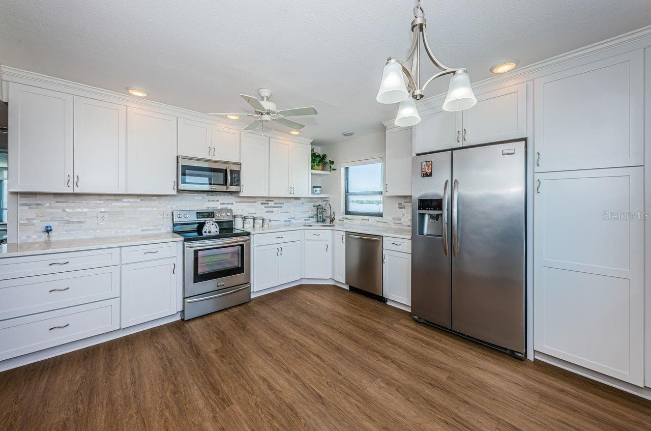 Condominium at 200 WOODETTE DR #401A, DUNEDIN, photo 9 of 45