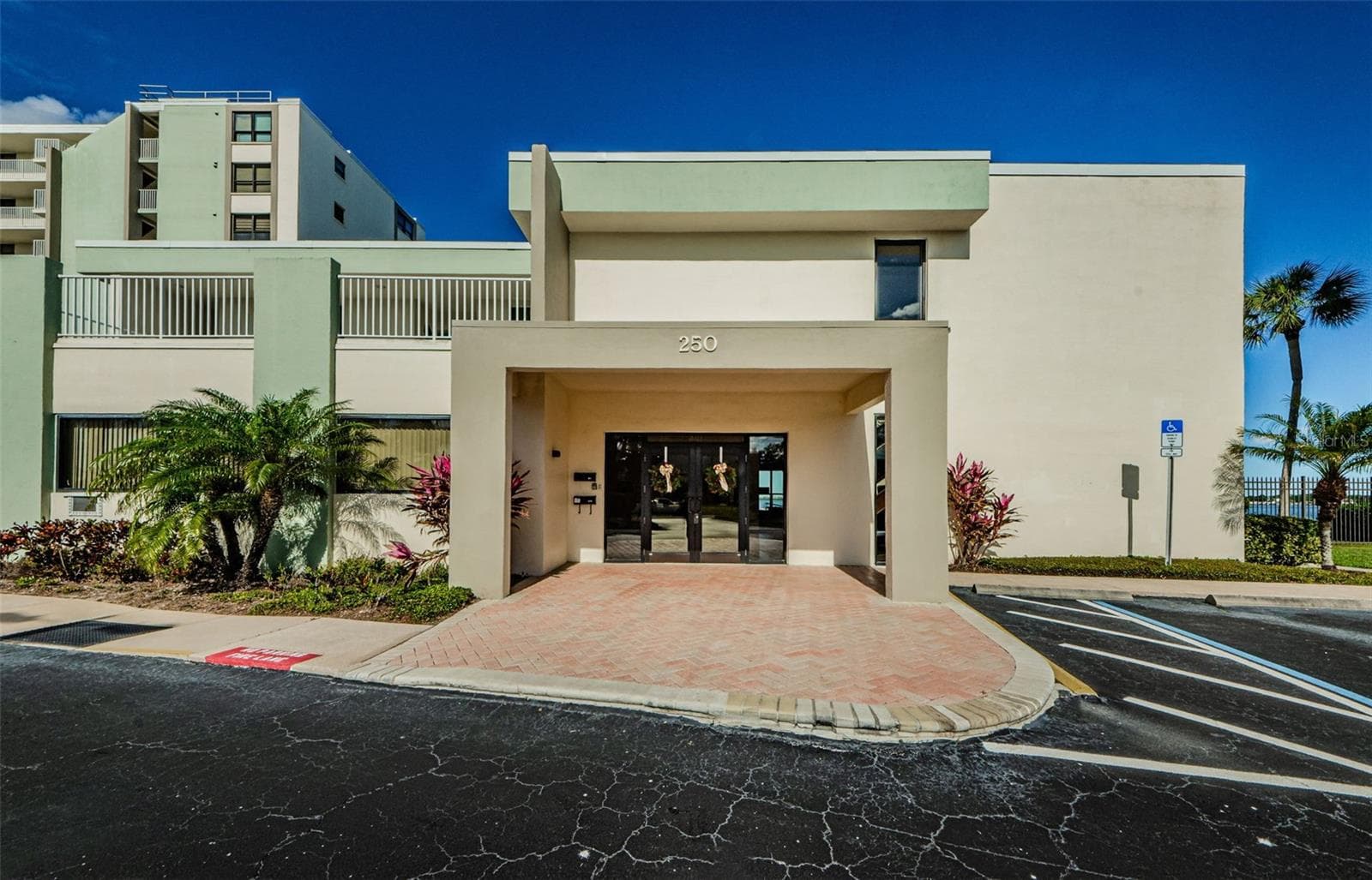Condominium at 200 WOODETTE DR #401A, DUNEDIN, photo 33 of 45