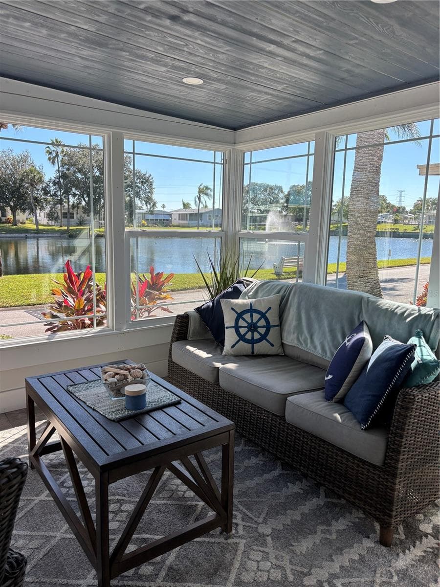 Manufactured Home at 20 MOUNTAIN LAUREL DR, PALM HARBOR, photo 10 of 40