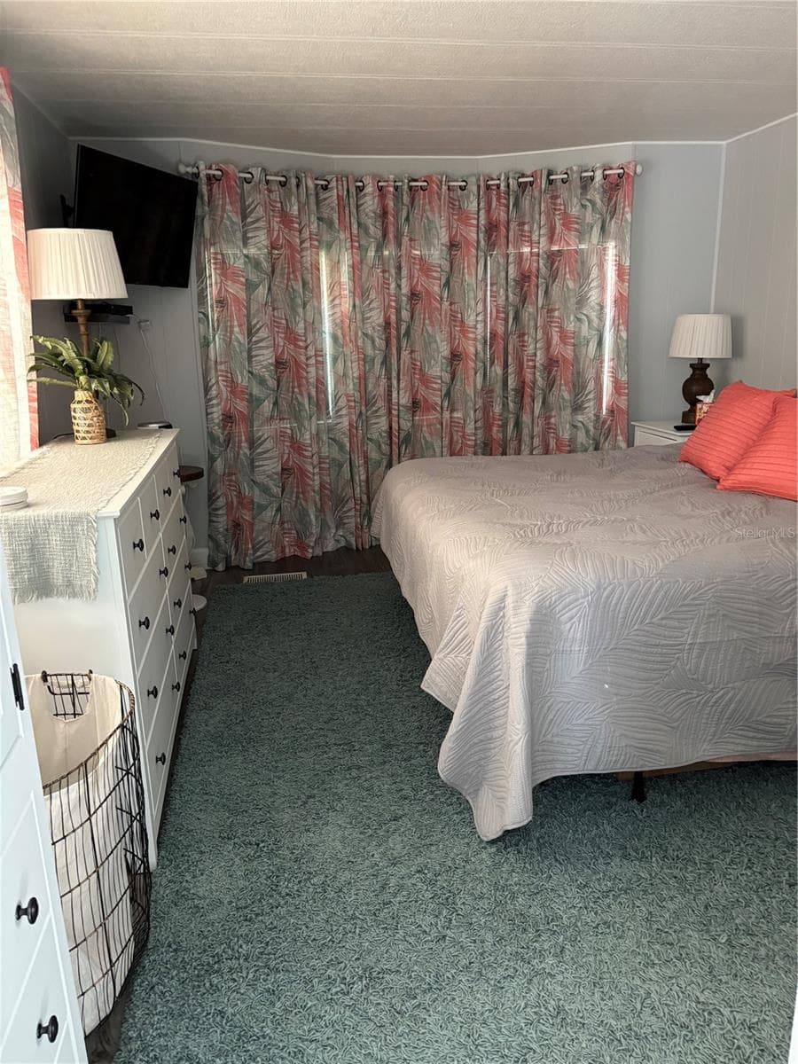 Manufactured Home at 20 MOUNTAIN LAUREL DR, PALM HARBOR, photo 31 of 40