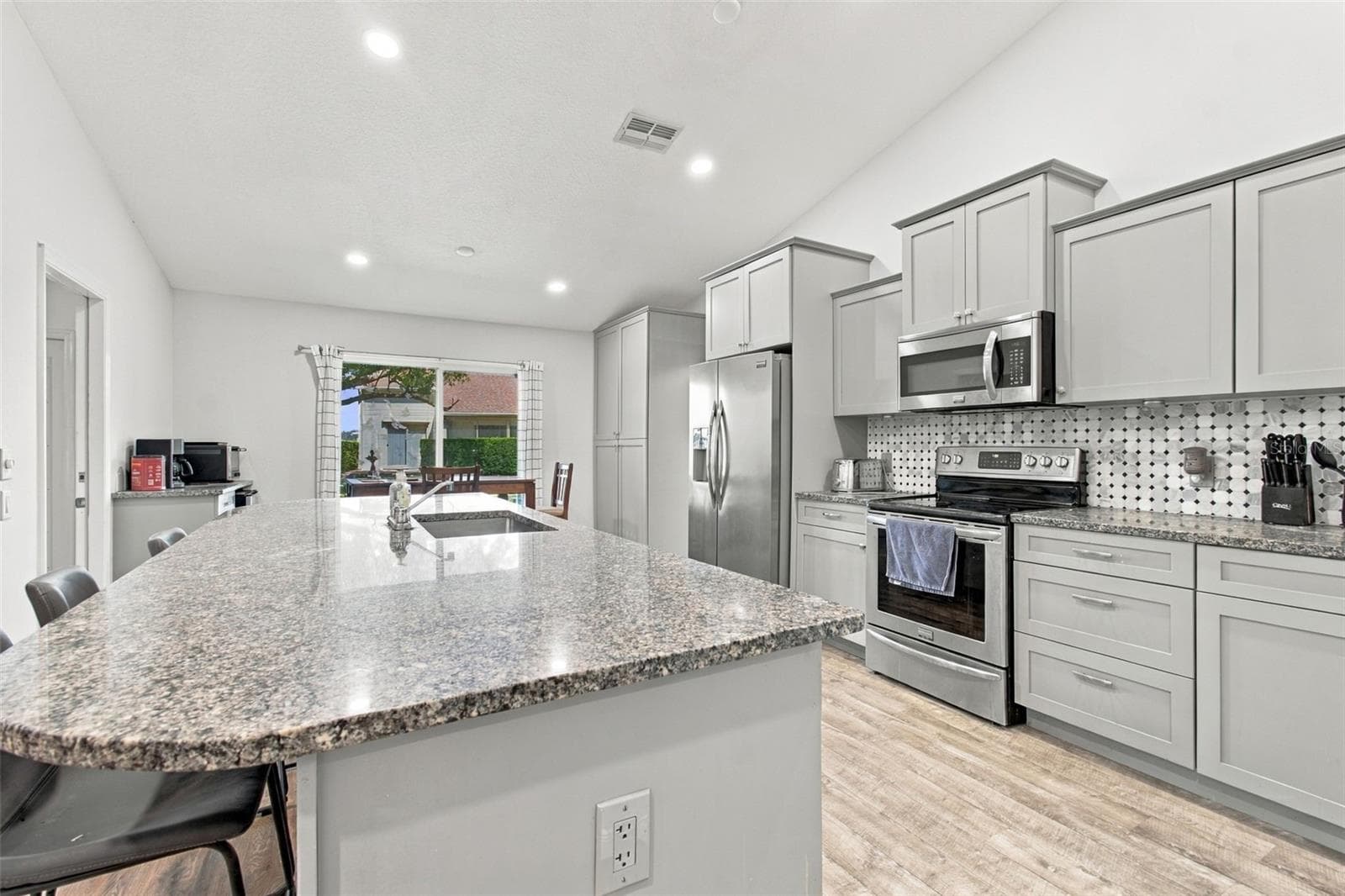 Single Family Residence at 8345 PAVILLION DR, HUDSON, photo 17 of 51