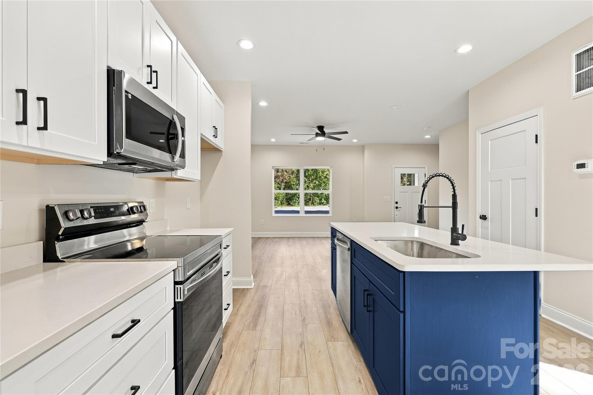 Single Family Residence at 2275 S Jake Alexander Boulevard, Salisbury, photo 14 of 41