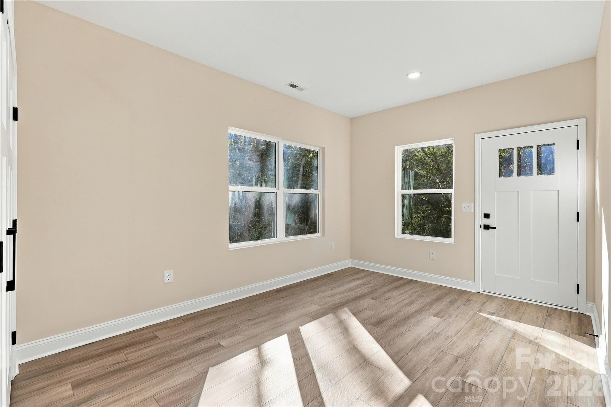 Single Family Residence at 2275 S Jake Alexander Boulevard, Salisbury, photo 15 of 41