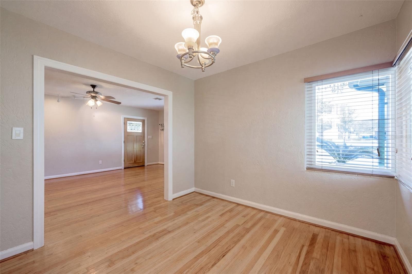 Single Family Residence at 1616 E JEFFERSON ST, ORLANDO, photo 9 of 51