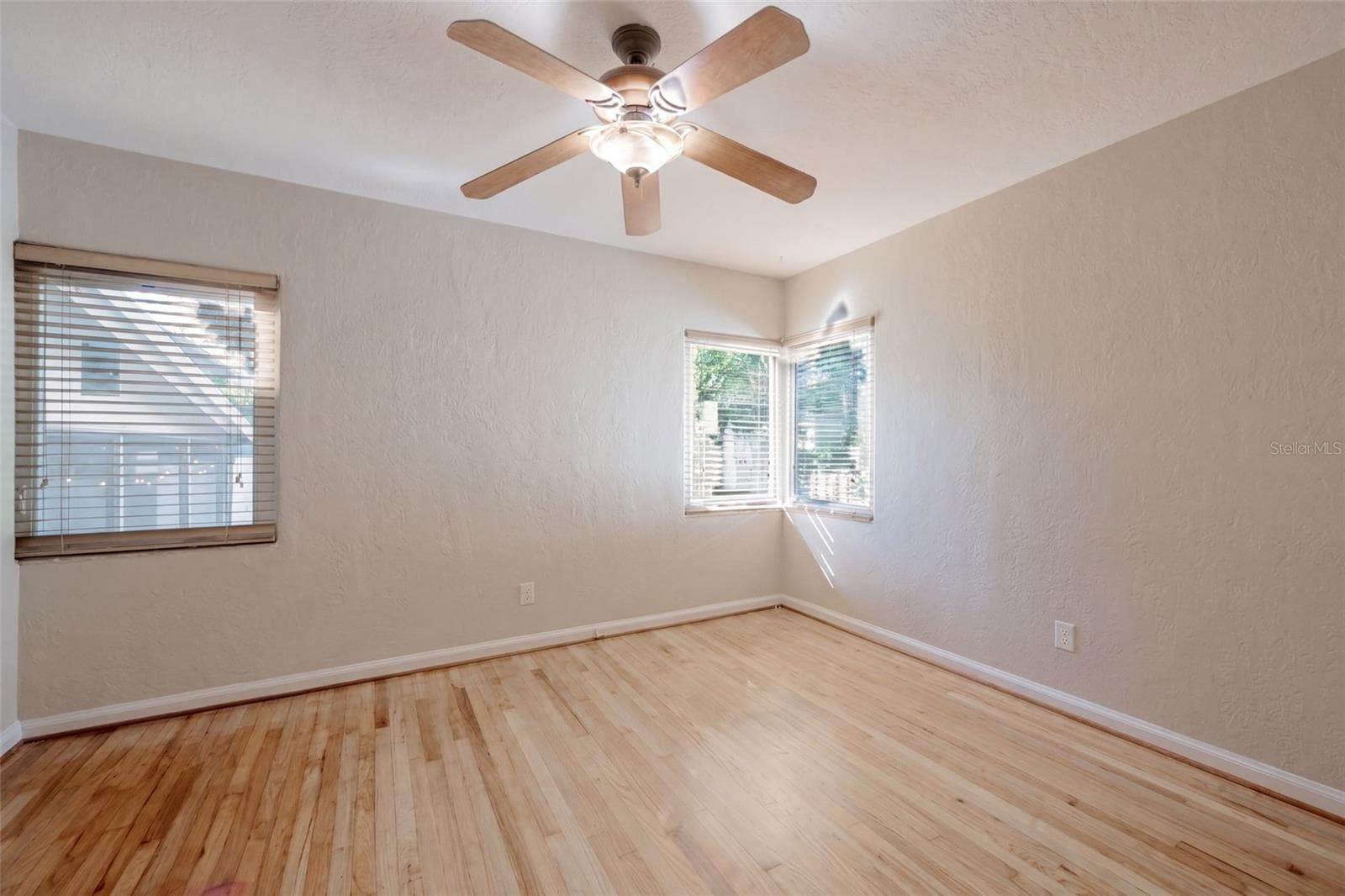 Single Family Residence at 1616 E JEFFERSON ST, ORLANDO, photo 17 of 51