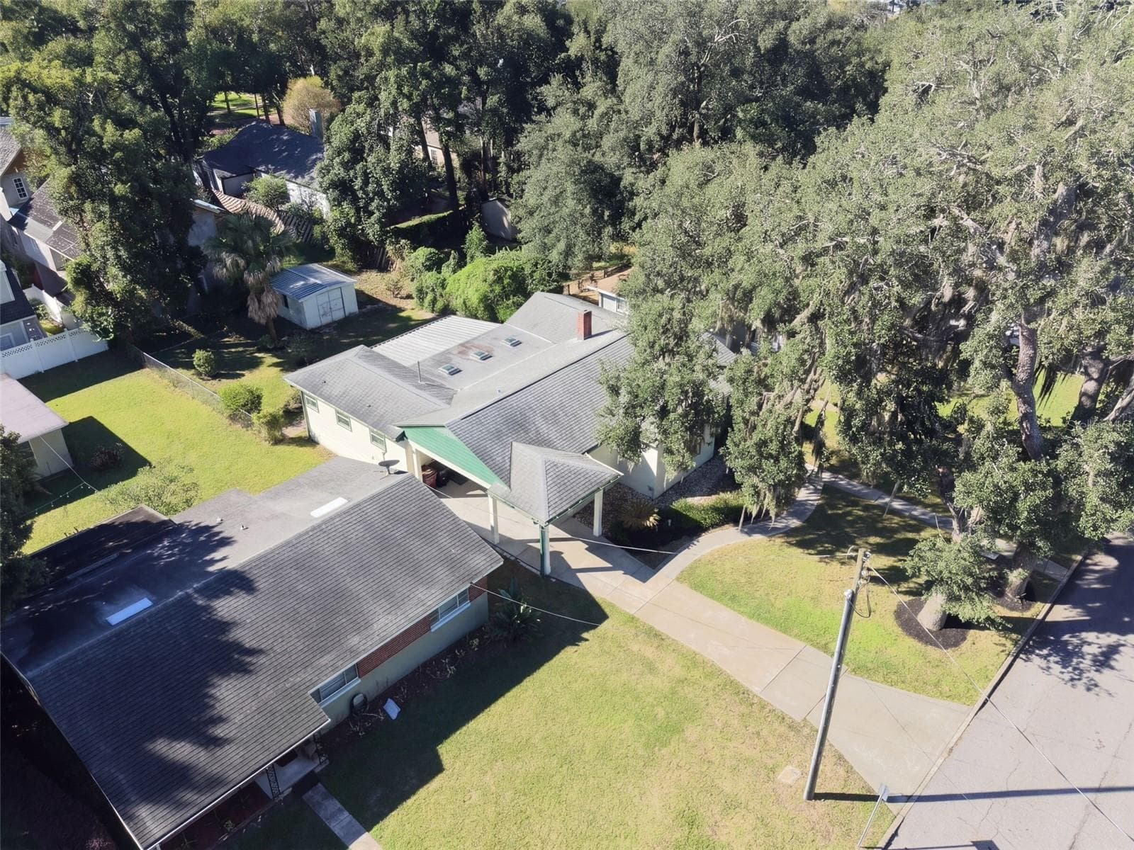 Single Family Residence at 1616 E JEFFERSON ST, ORLANDO, photo 43 of 51