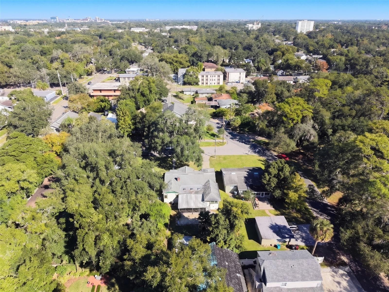 Single Family Residence at 1616 E JEFFERSON ST, ORLANDO, photo 46 of 51