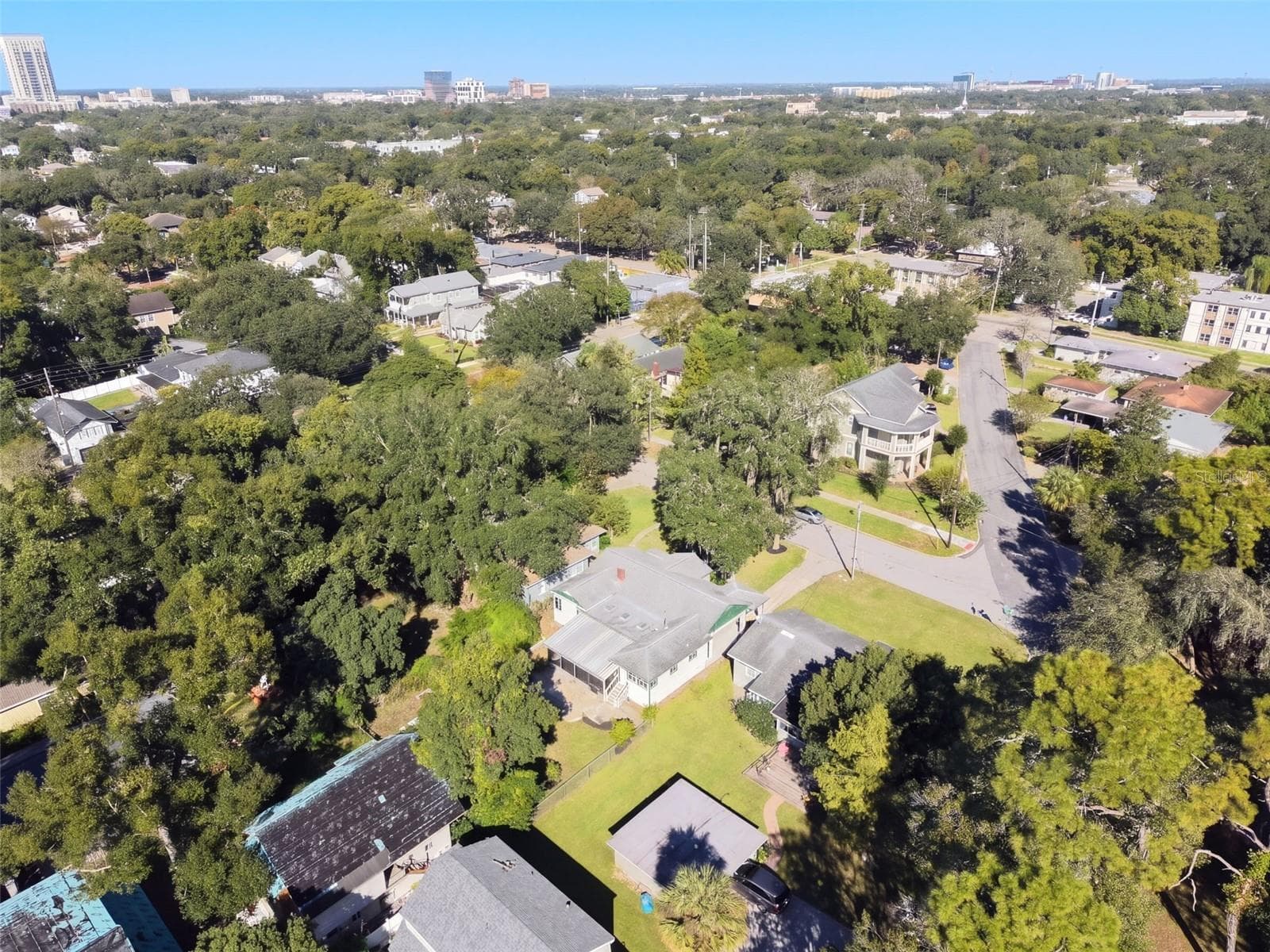 Single Family Residence at 1616 E JEFFERSON ST, ORLANDO, photo 50 of 51