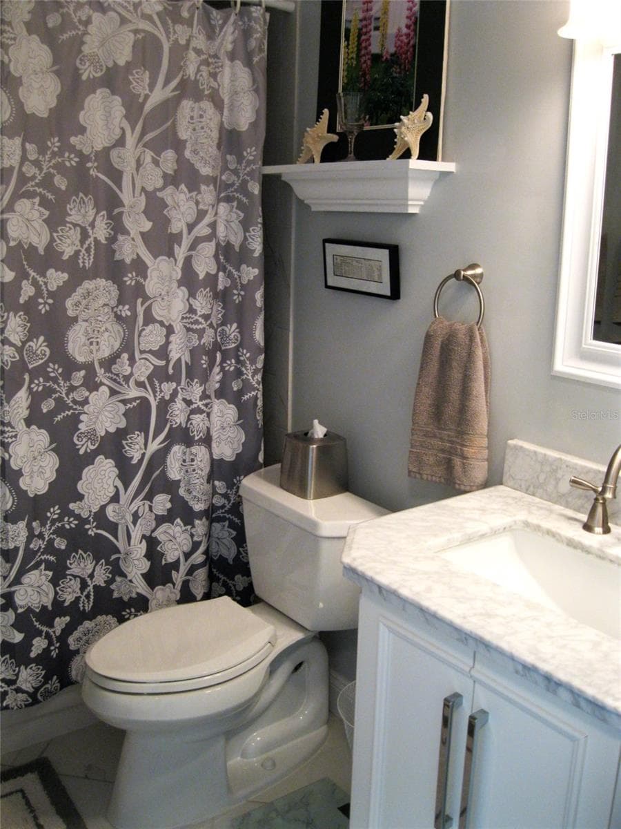 Guest Bath - 876 AUDUBON DR #876, BRADENTON