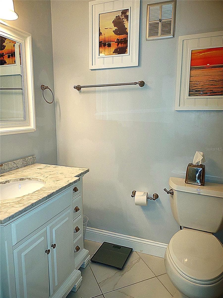 MB lBath - 876 AUDUBON DR #876, BRADENTON