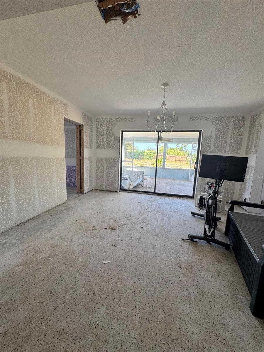 Single Family Residence at 4990 VENETIAN BLVD NE, ST PETERSBURG, photo 4 of 24