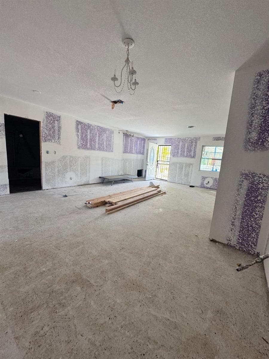Single Family Residence at 4990 VENETIAN BLVD NE, ST PETERSBURG, photo 5 of 24