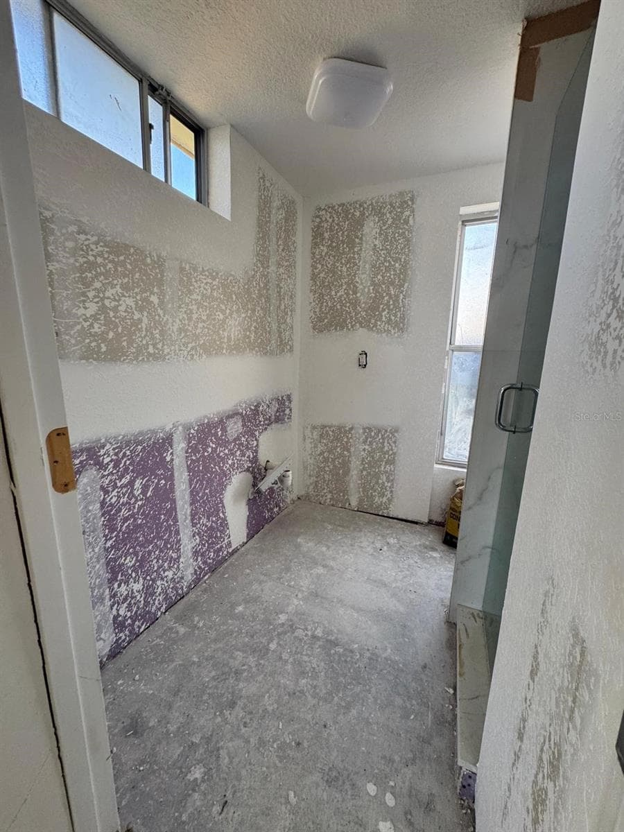 Single Family Residence at 4990 VENETIAN BLVD NE, ST PETERSBURG, photo 7 of 24