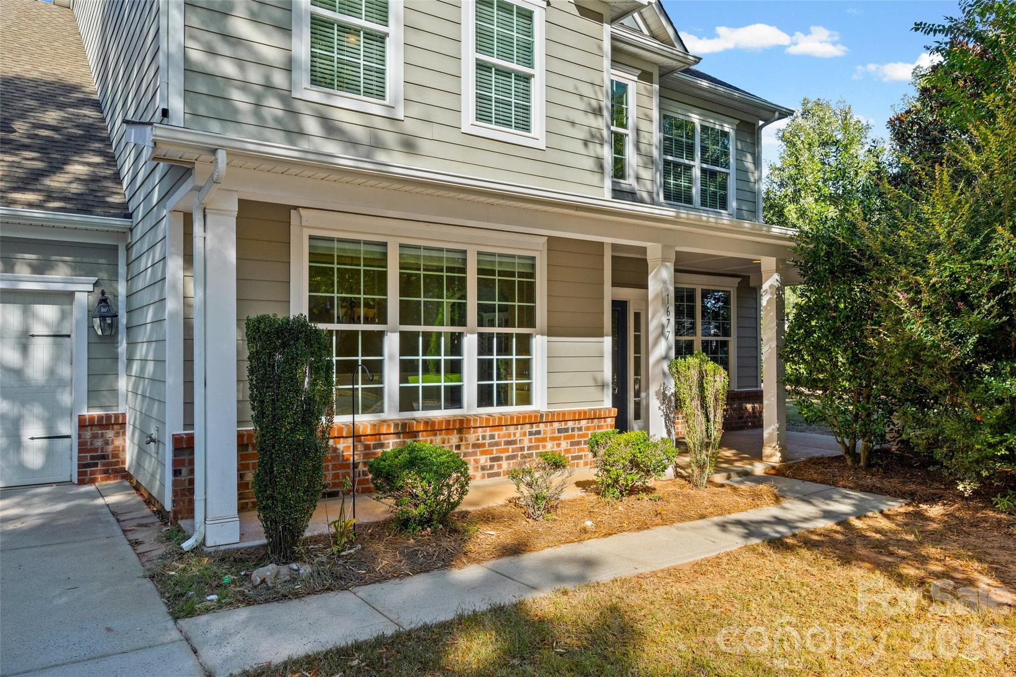 Single Family Residence at 1677 Fairntosh Drive, Fort Mill, photo 2 of 48