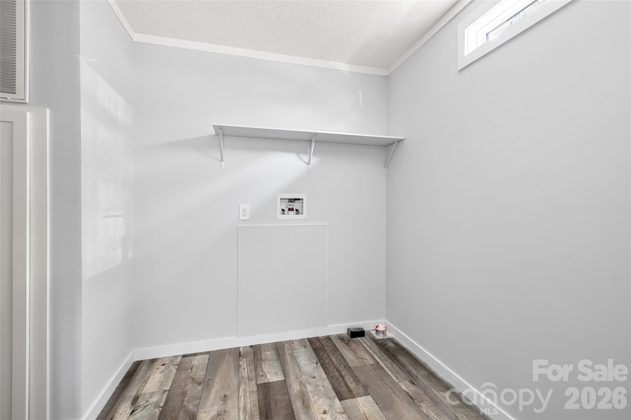 laundry - 1743 Beaker Road, Heath Springs