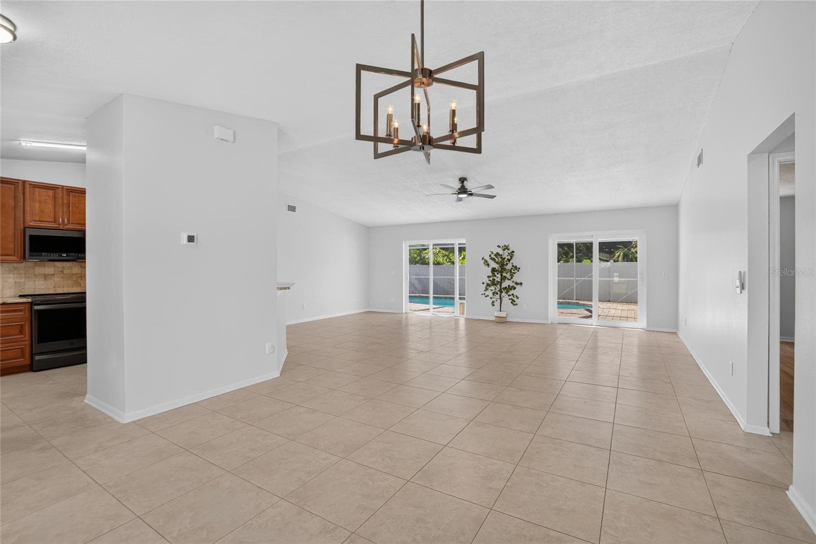 Single Family Residence at 24360 TWIN LAKE DR, LAND O LAKES, photo 6 of 79