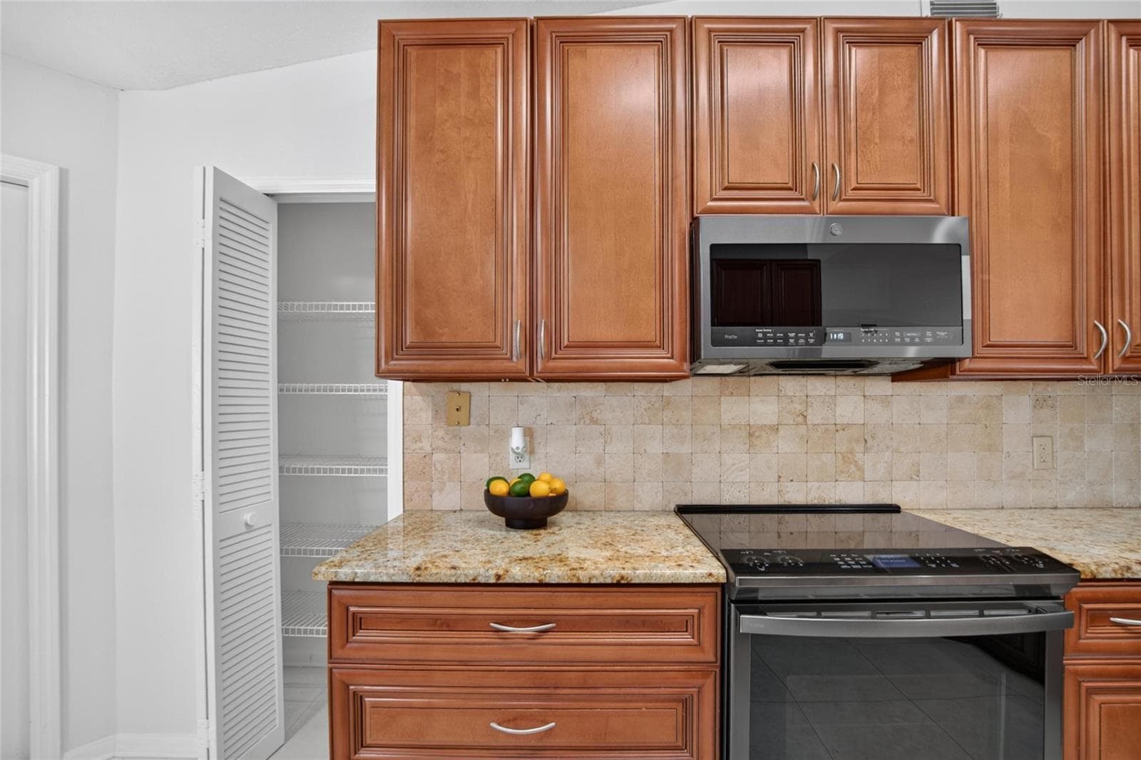 Single Family Residence at 24360 TWIN LAKE DR, LAND O LAKES, photo 14 of 79