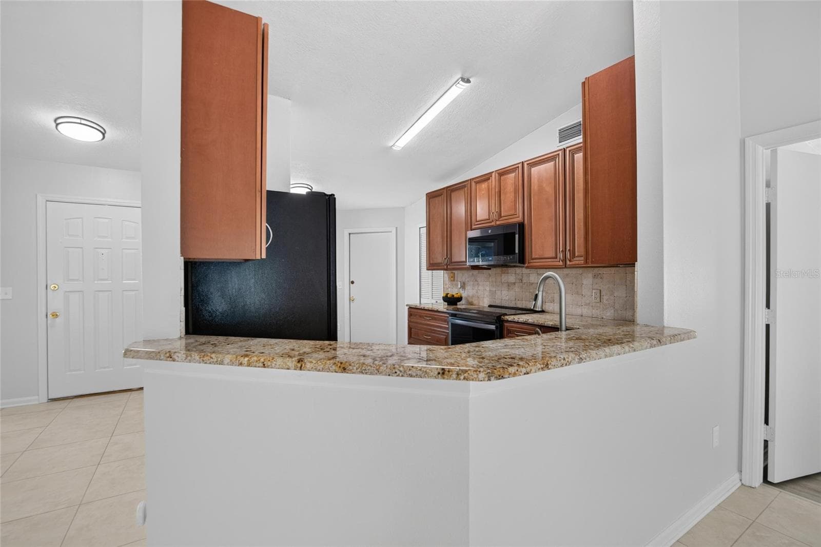 Single Family Residence at 24360 TWIN LAKE DR, LAND O LAKES, photo 17 of 79