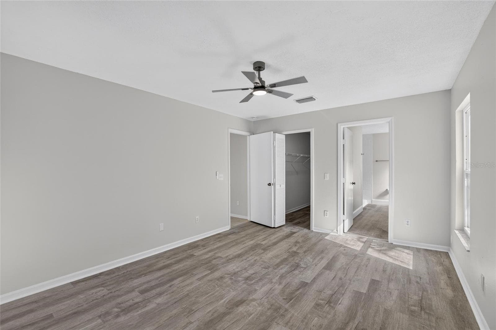 Single Family Residence at 24360 TWIN LAKE DR, LAND O LAKES, photo 19 of 79