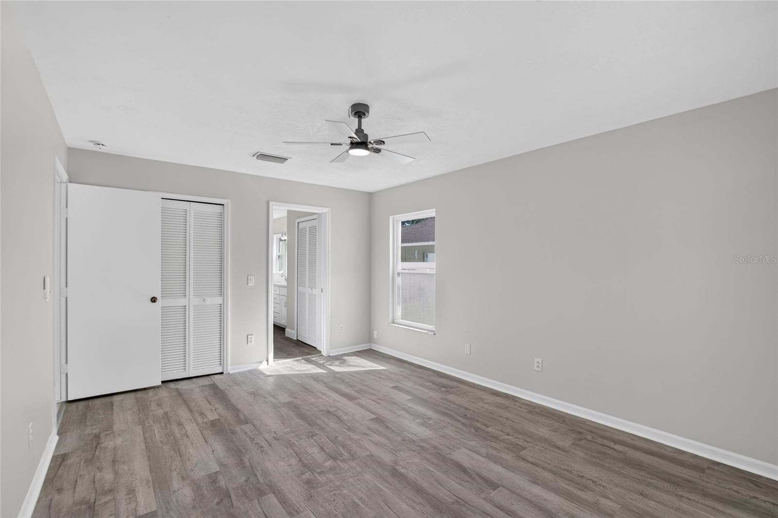 Single Family Residence at 24360 TWIN LAKE DR, LAND O LAKES, photo 22 of 79