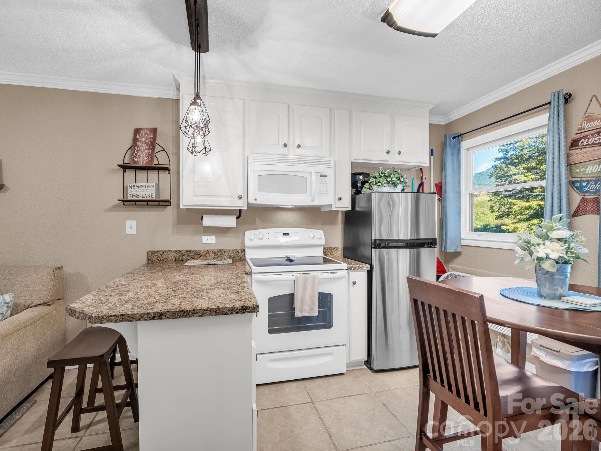 Condominium at 160 Whitney Boulevard, Lake Lure, photo 5 of 31