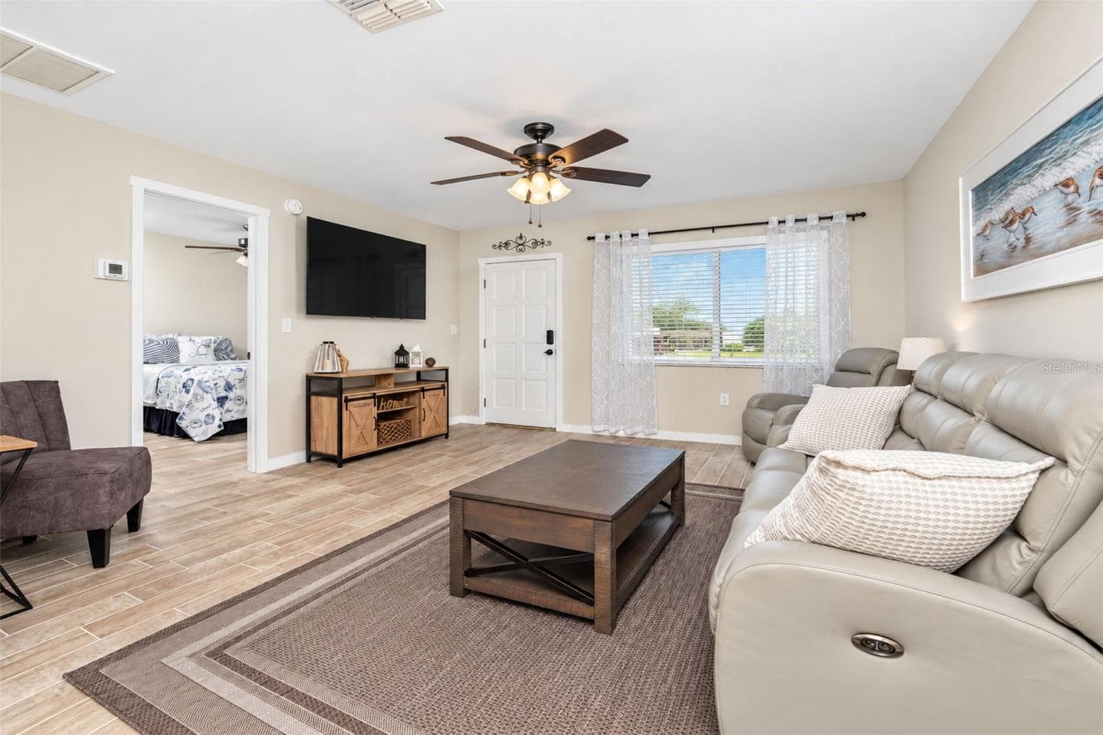 Single Family Residence at 258 ANNAPOLIS LN, ROTONDA WEST, photo 5 of 97