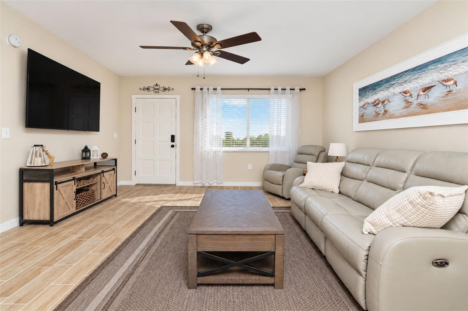 Single Family Residence at 258 ANNAPOLIS LN, ROTONDA WEST, photo 6 of 97
