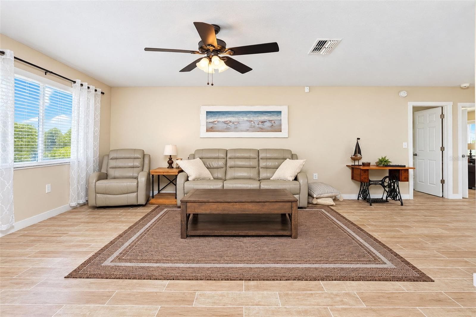 Single Family Residence at 258 ANNAPOLIS LN, ROTONDA WEST, photo 7 of 97