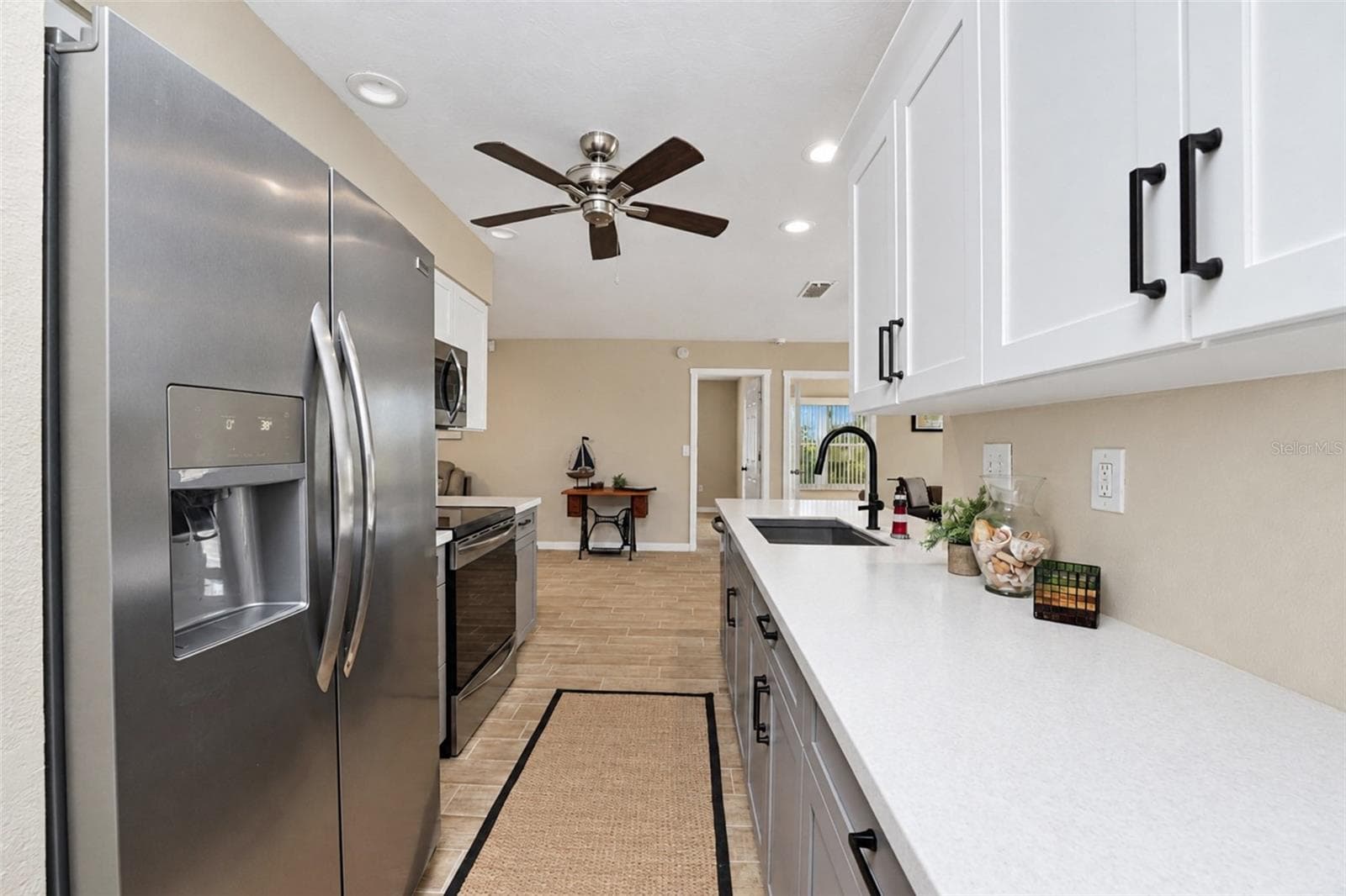 Single Family Residence at 258 ANNAPOLIS LN, ROTONDA WEST, photo 30 of 97