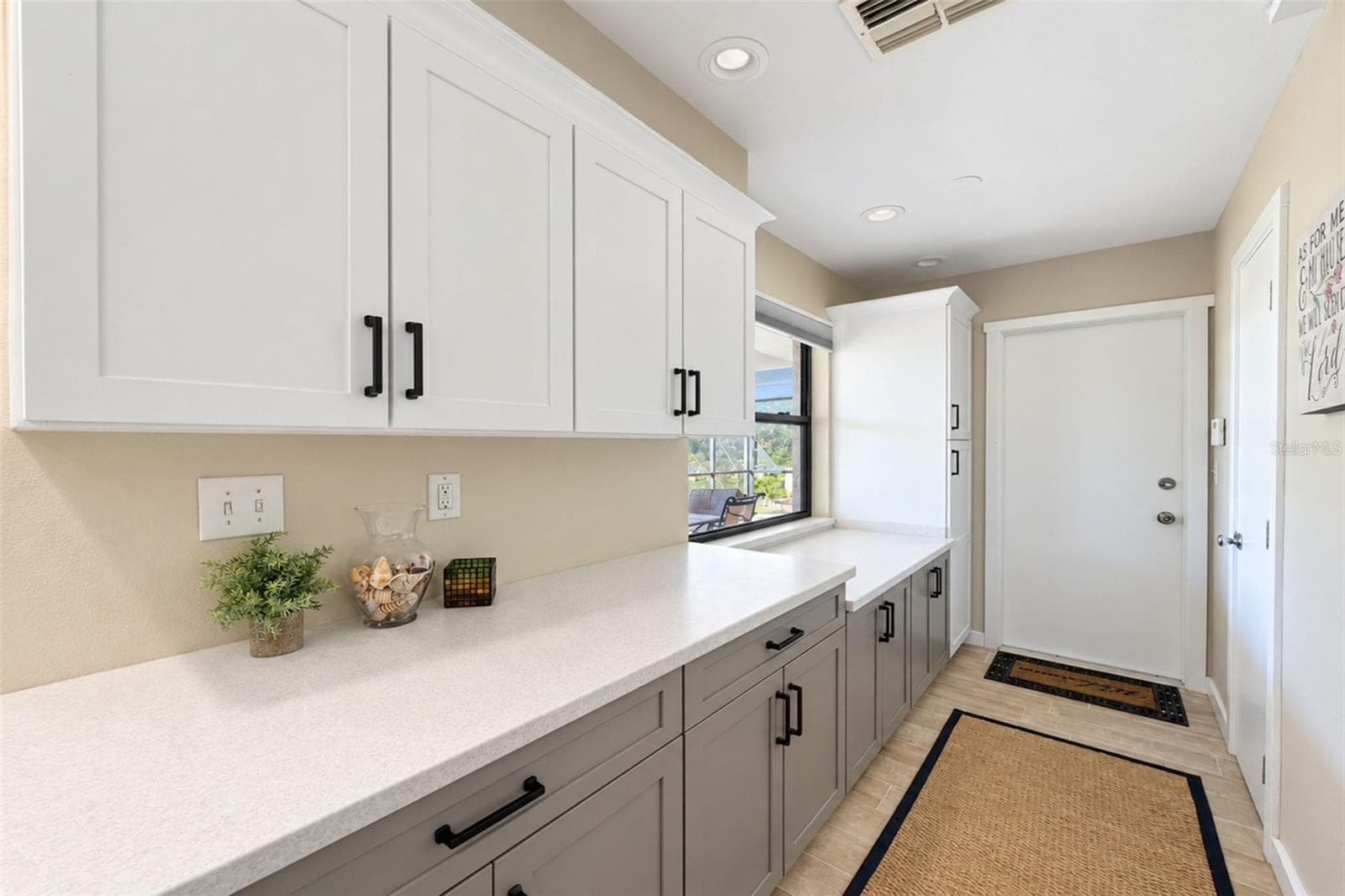 Single Family Residence at 258 ANNAPOLIS LN, ROTONDA WEST, photo 32 of 97