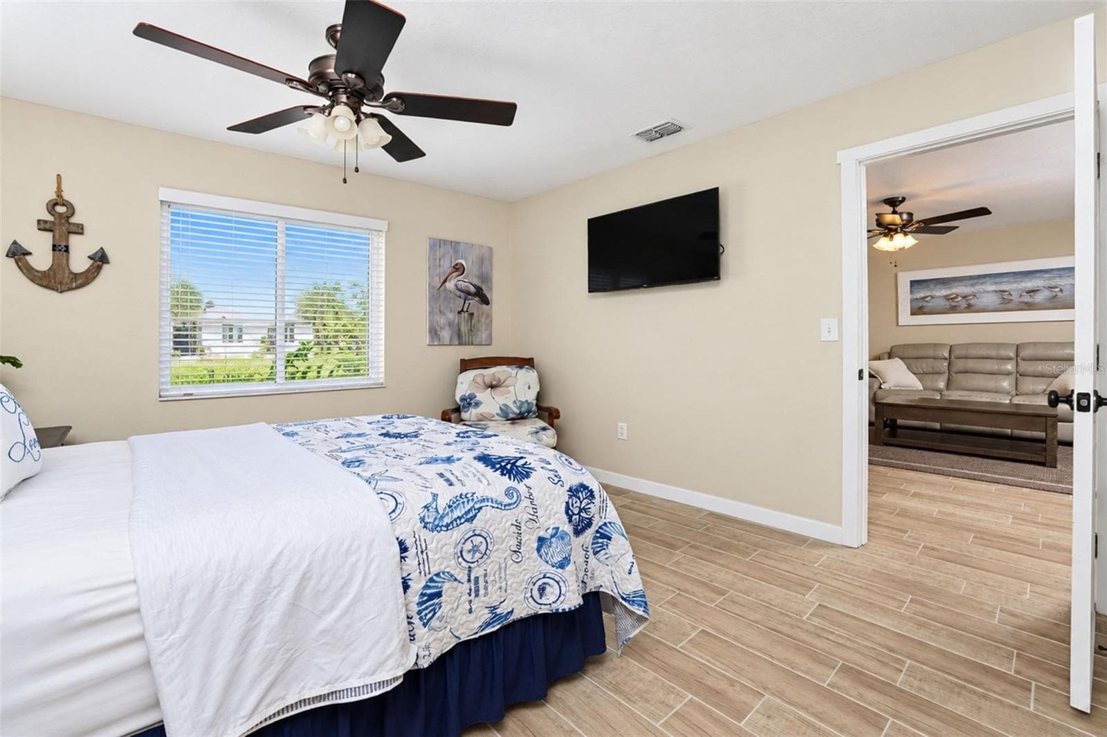 Single Family Residence at 258 ANNAPOLIS LN, ROTONDA WEST, photo 39 of 97
