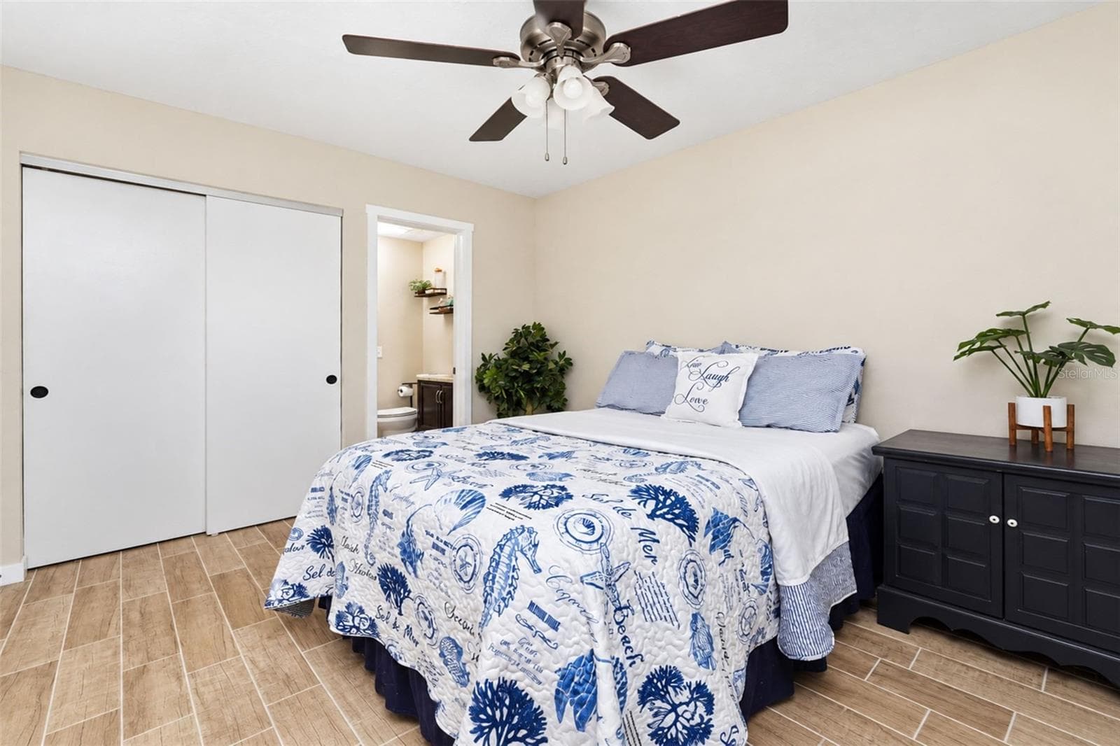 Single Family Residence at 258 ANNAPOLIS LN, ROTONDA WEST, photo 40 of 97
