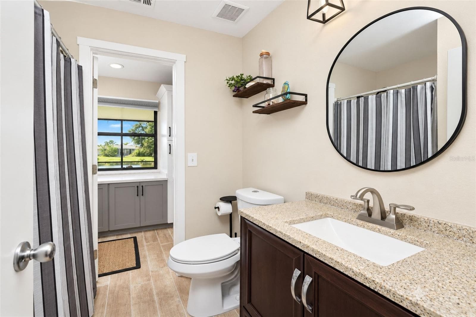 Single Family Residence at 258 ANNAPOLIS LN, ROTONDA WEST, photo 41 of 97