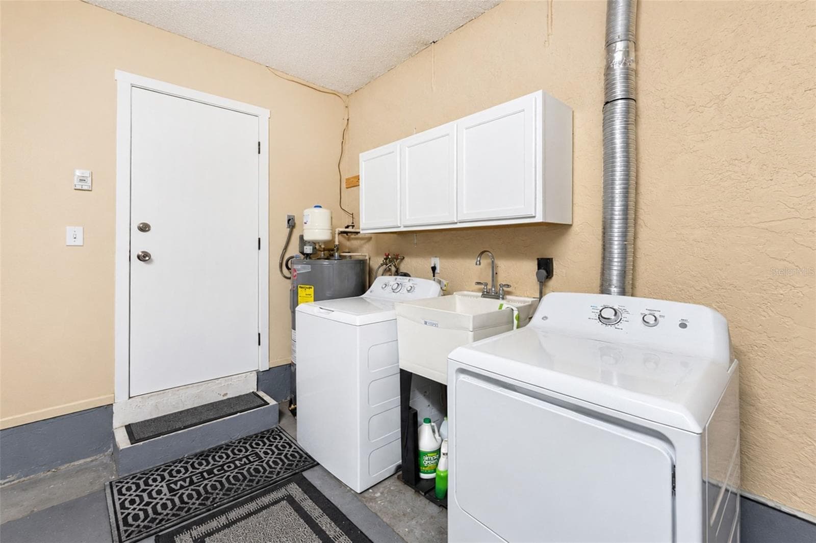 Single Family Residence at 258 ANNAPOLIS LN, ROTONDA WEST, photo 61 of 97