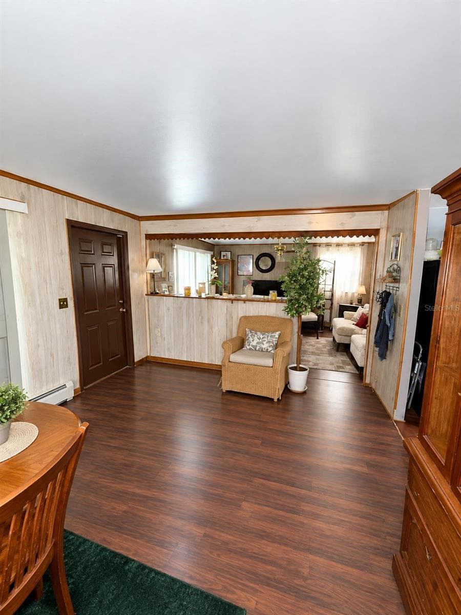 Single Family Residence at RIDGECREST ACRES, SEMINOLE, photo 2 of 15