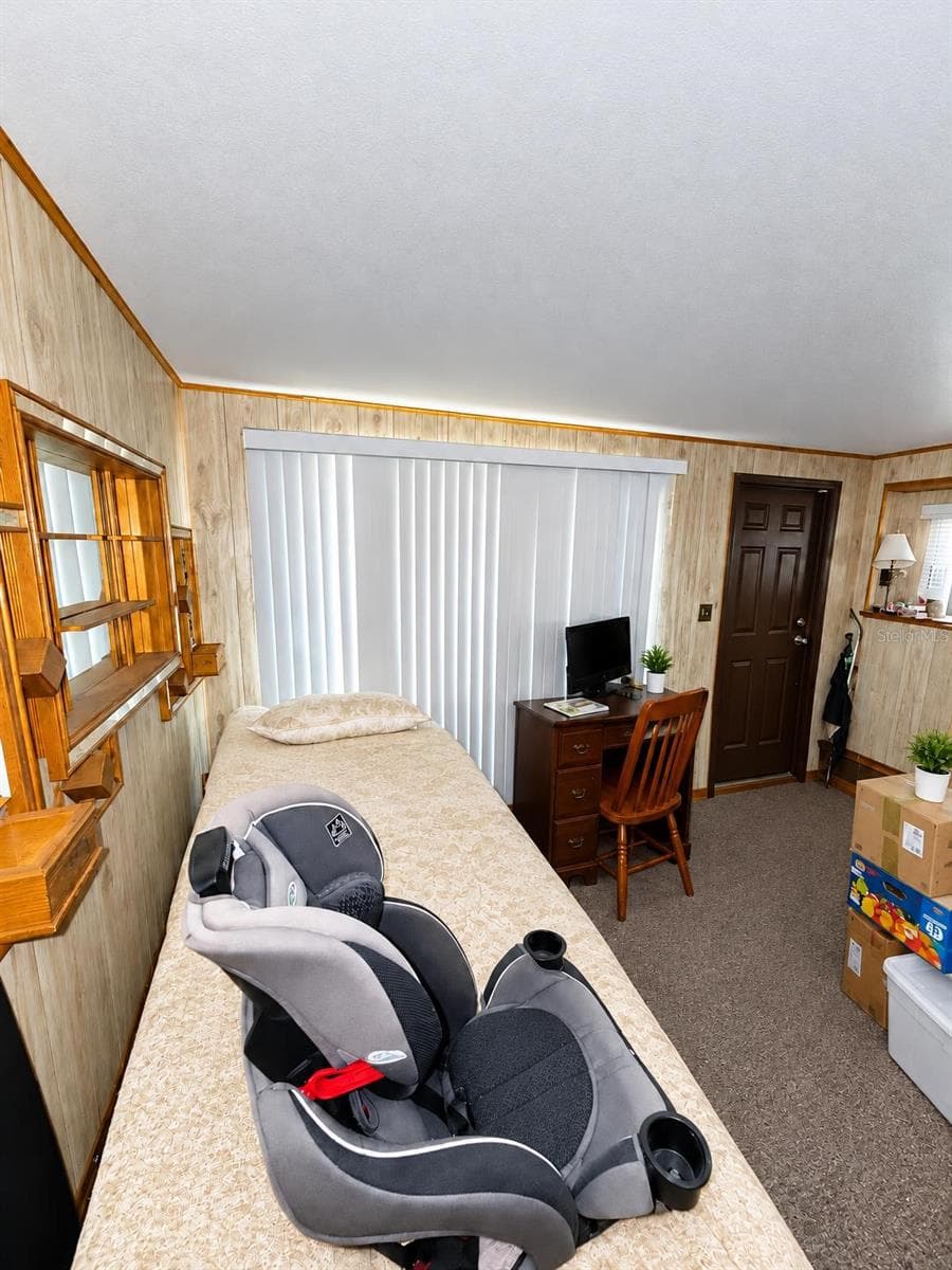 Single Family Residence at RIDGECREST ACRES, SEMINOLE, photo 3 of 15