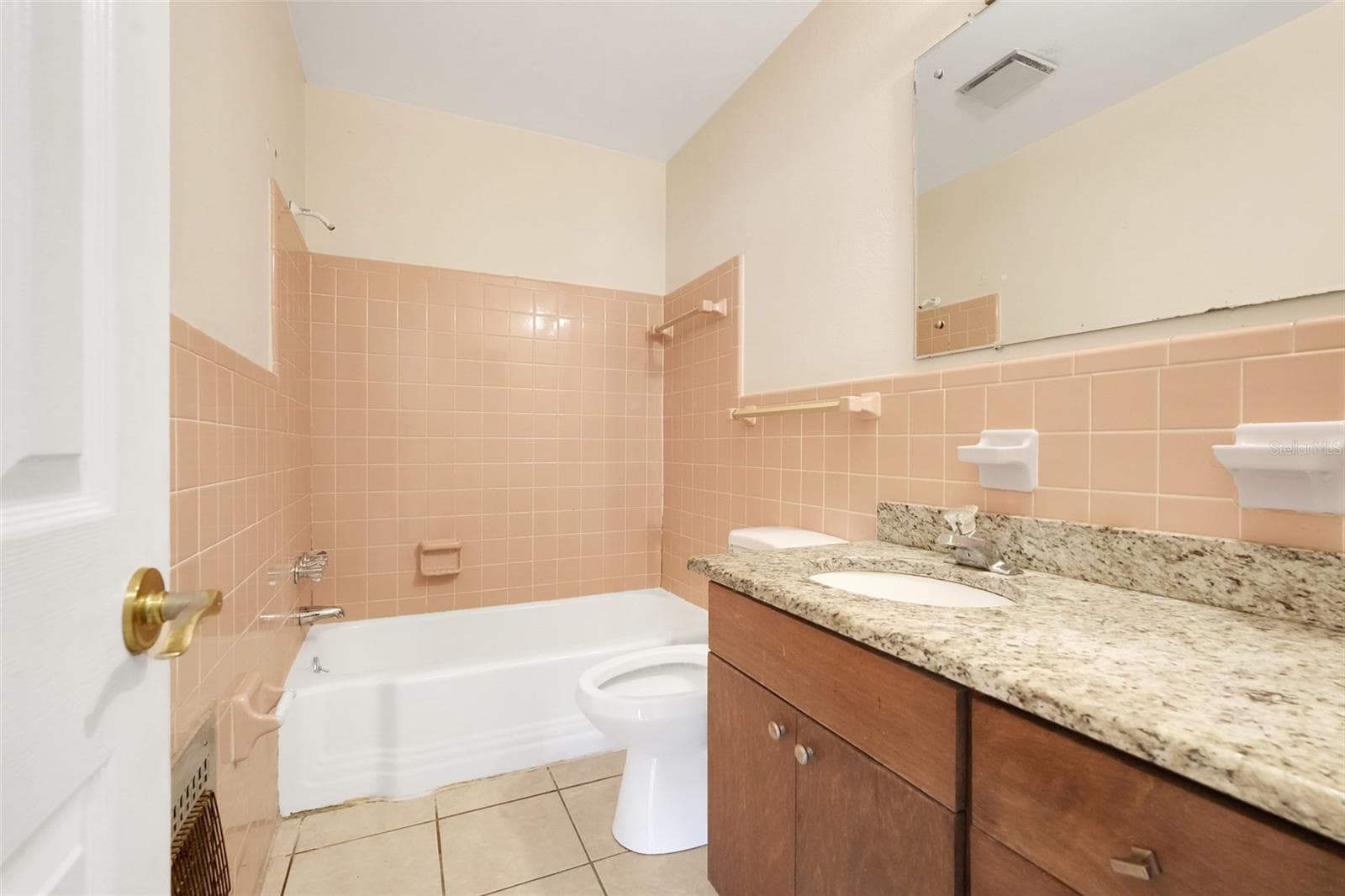 Single Family Residence at 990 LINDEN ST, CLERMONT, photo 12 of 36