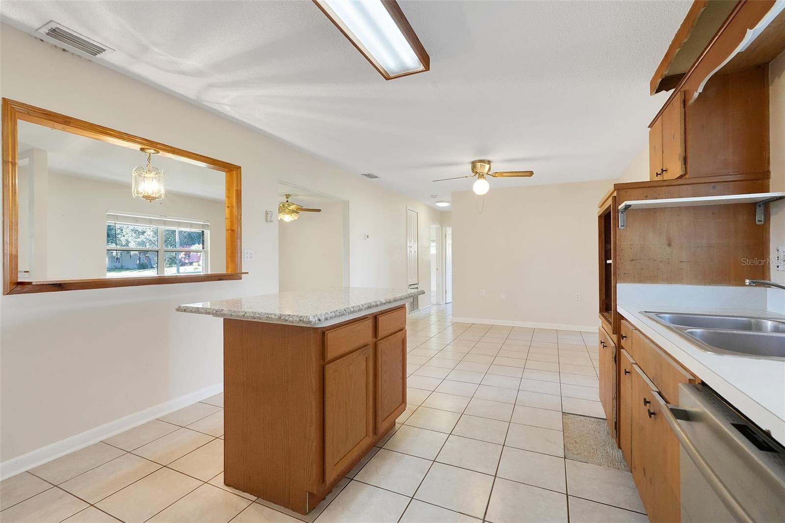 Single Family Residence at 990 LINDEN ST, CLERMONT, photo 13 of 36